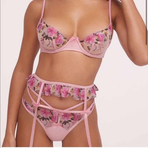 FOR LOVE & LEMONS Blushing Rose Garter Belt - Picture 2 of 9